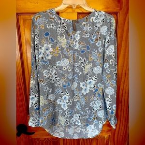 Beautiful ladies summer blouse